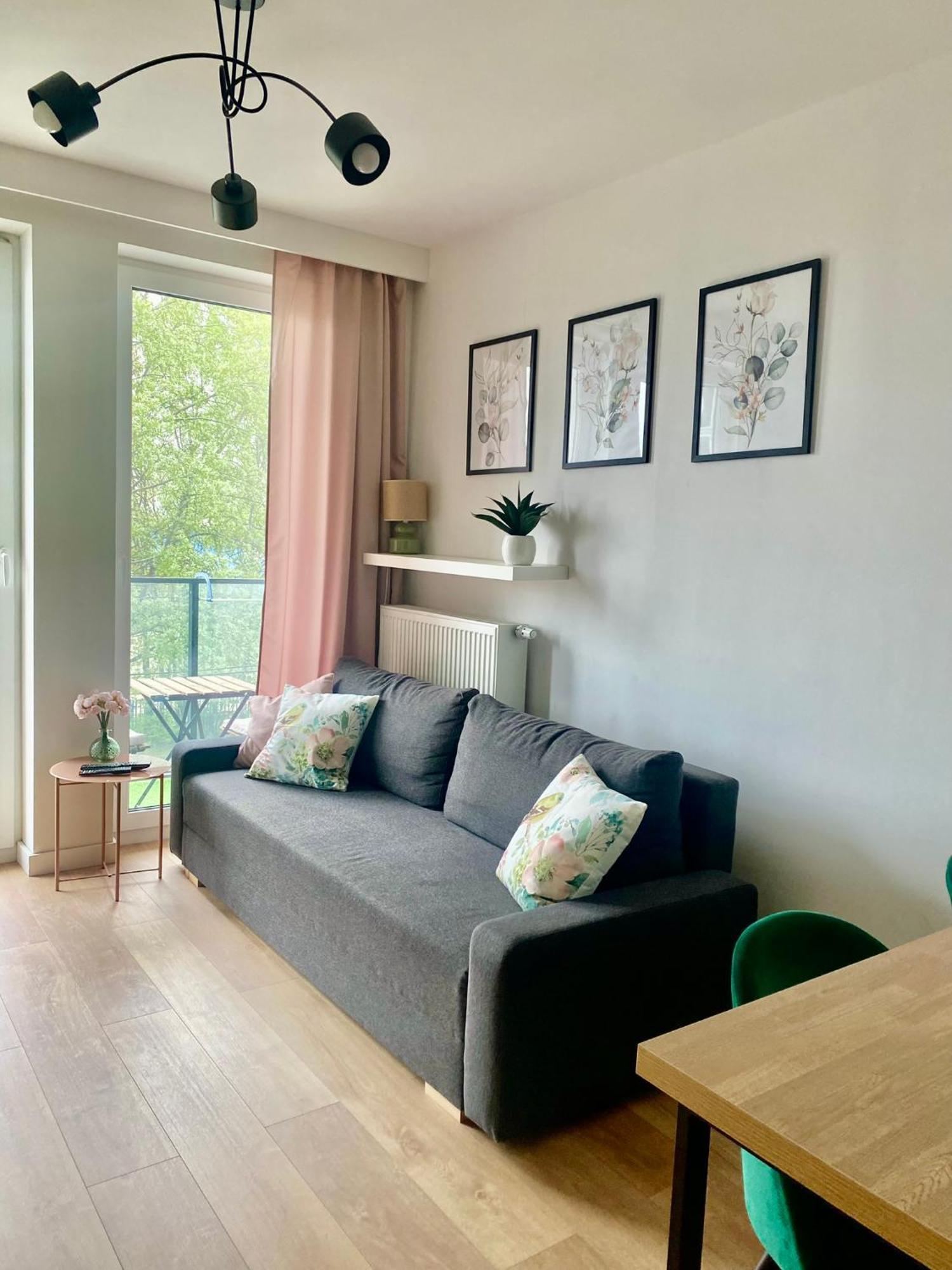 Airport Green Apartment Kl21 - Air Condition & Free Parking Βαρσοβία Εξωτερικό φωτογραφία